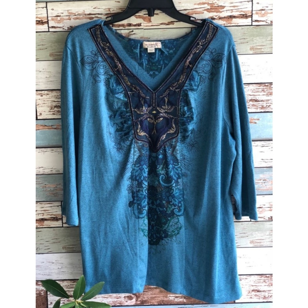 Quarter sleeve top